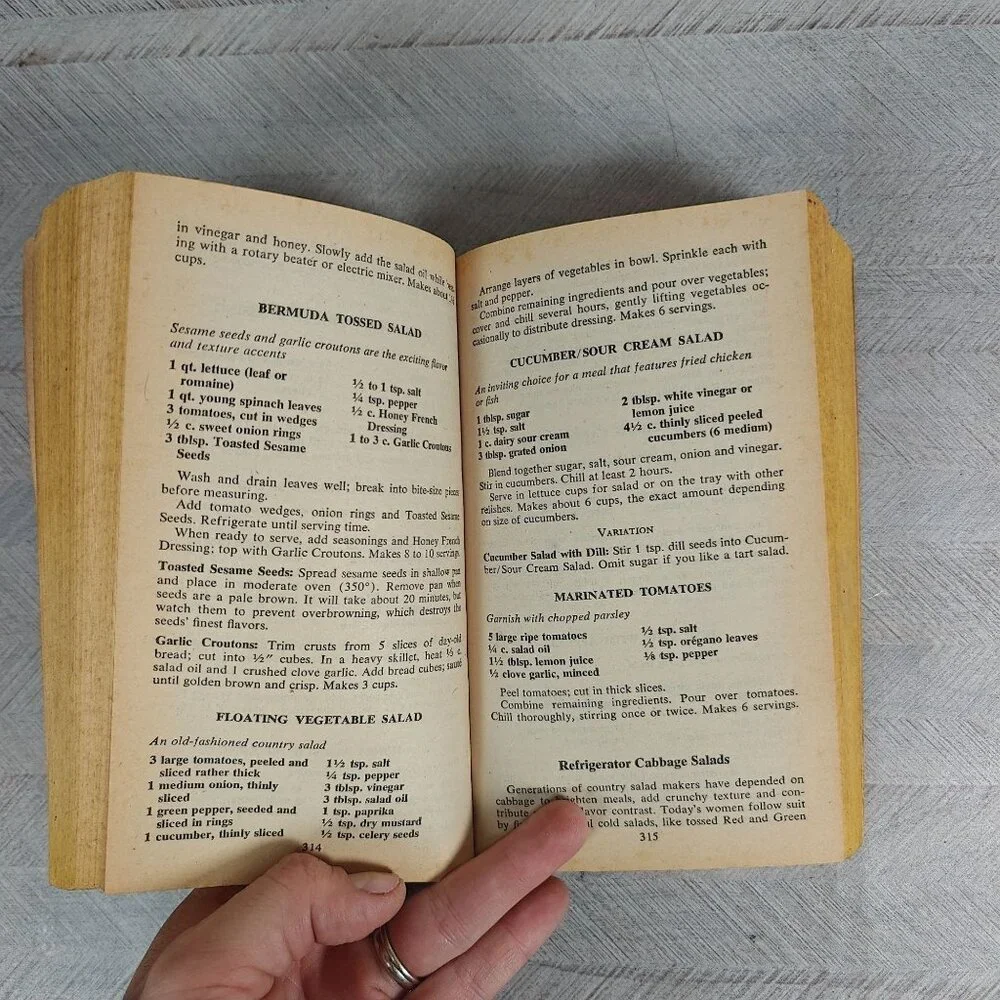 Vintage Farm Journal's Country Cookbook Revised Enlarged Edition 1981